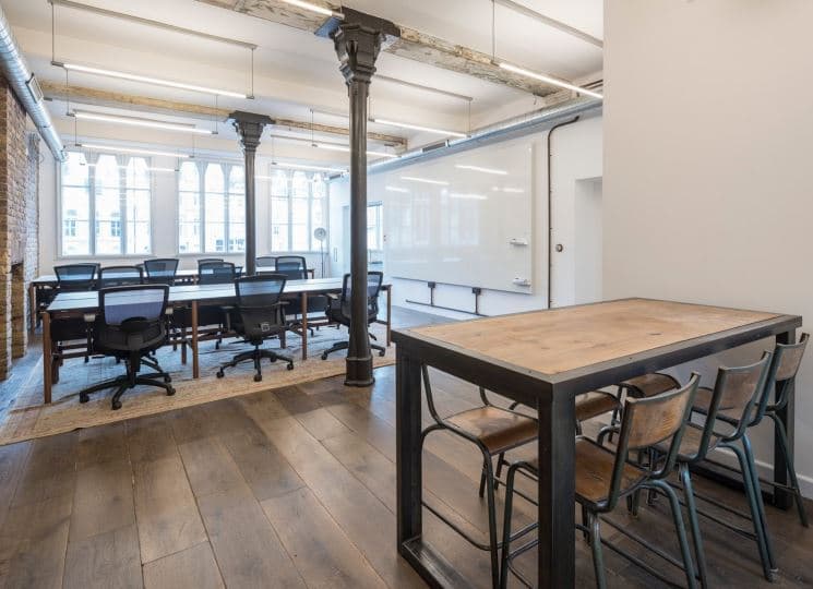 Serviced office space at Farringdon Road, London, EC1