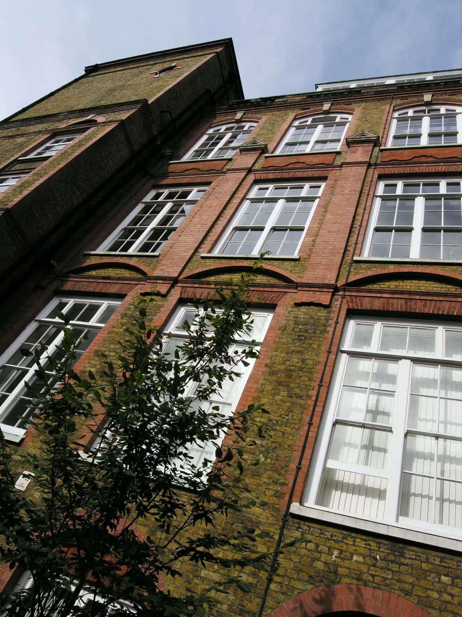 Serviced office space at Waterloo House, 207 Waterloo Road, London, SE1