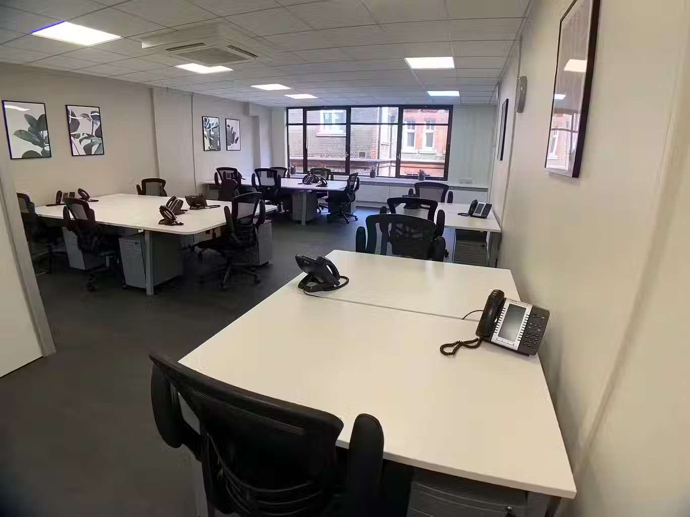 15-Person-Office_1618412374346.jpg