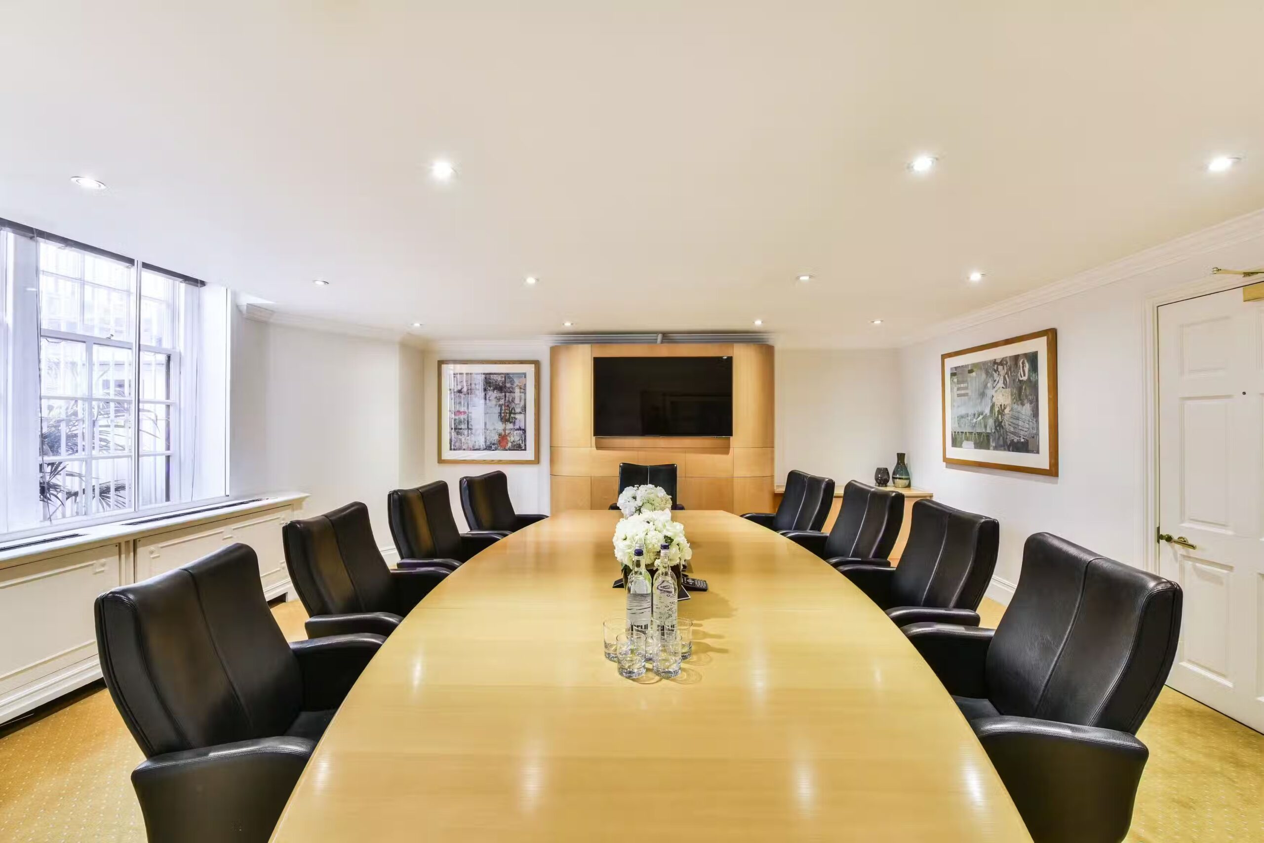 2EatonGate_-Meeting-Room-Chamberlain-Room_1367_1621882176253-scaled-1.jpg