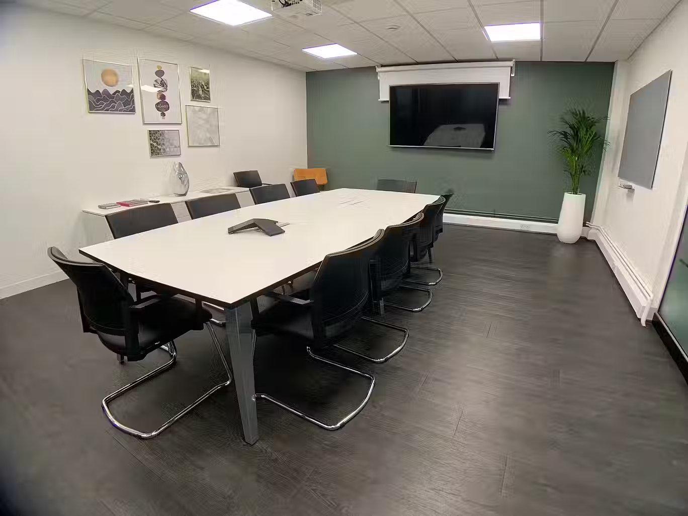 Boardroom-1_1618412374356.jpg