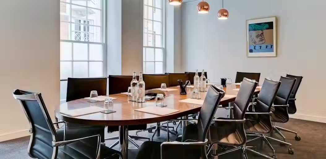 Boardroom-copy-Mayfair-1-e1550075517682_1609968094443.jpg