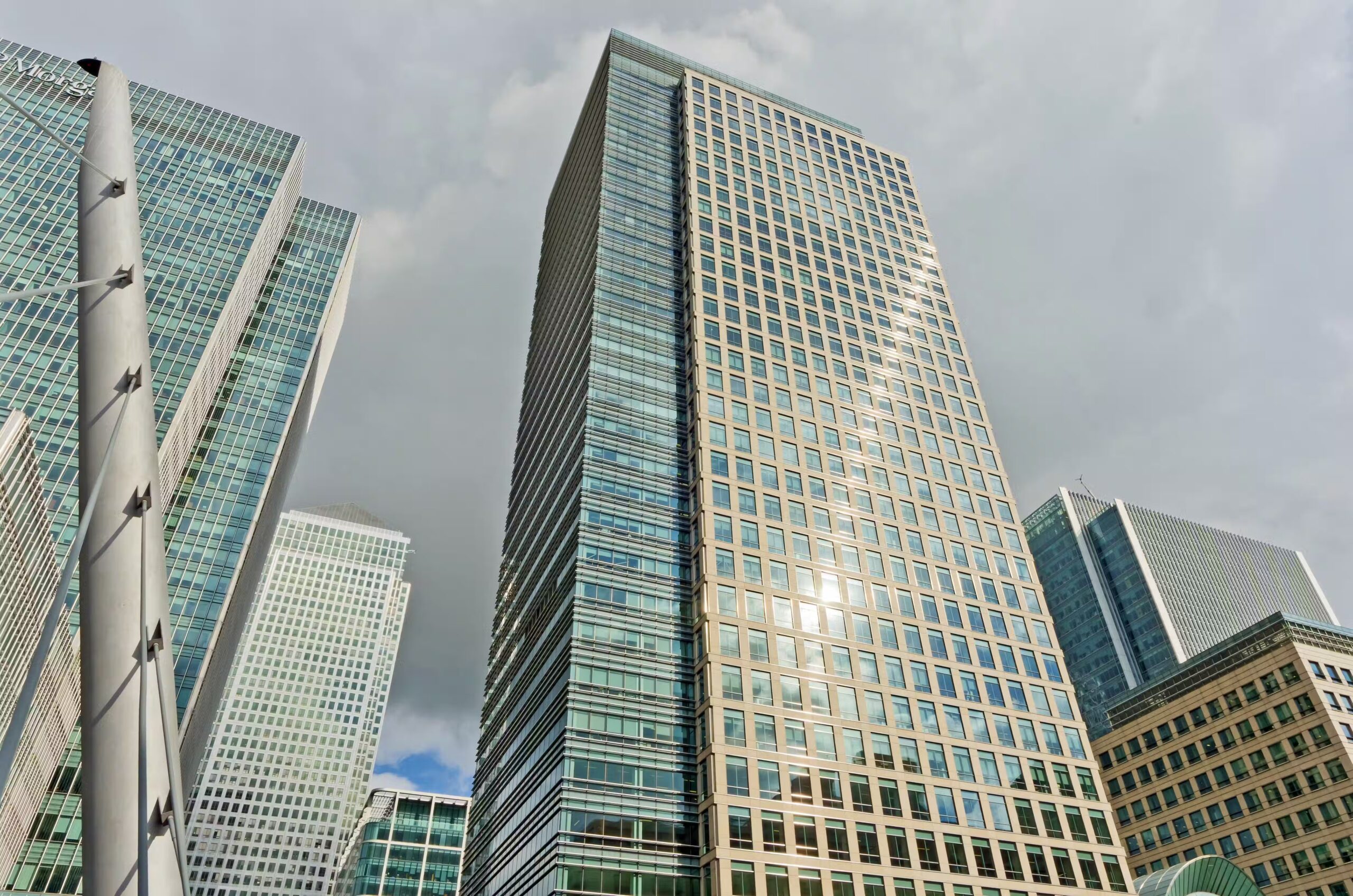 CANARY-WHARF-BANKST-9_1617141878077-scaled-1.jpg