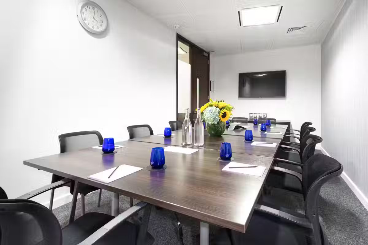 Meeting-Room-Gresham-Street-Winchester_1617478484742.jpg