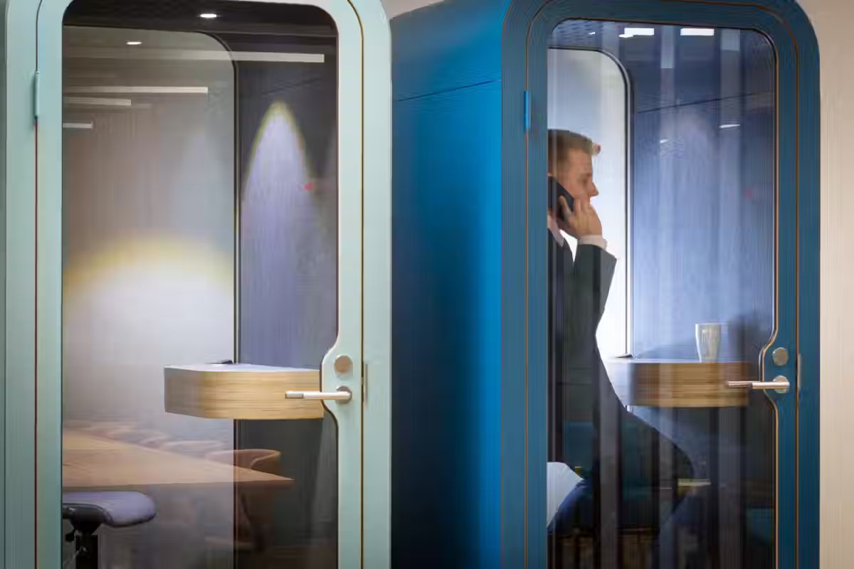 Private-phone-booth-City-work_1617141164254.jpg